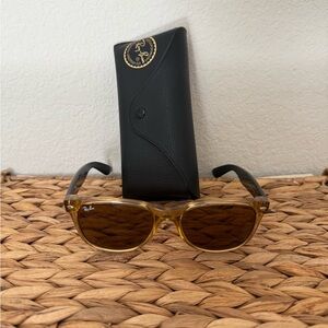 Rayban wayfarer sunglasses